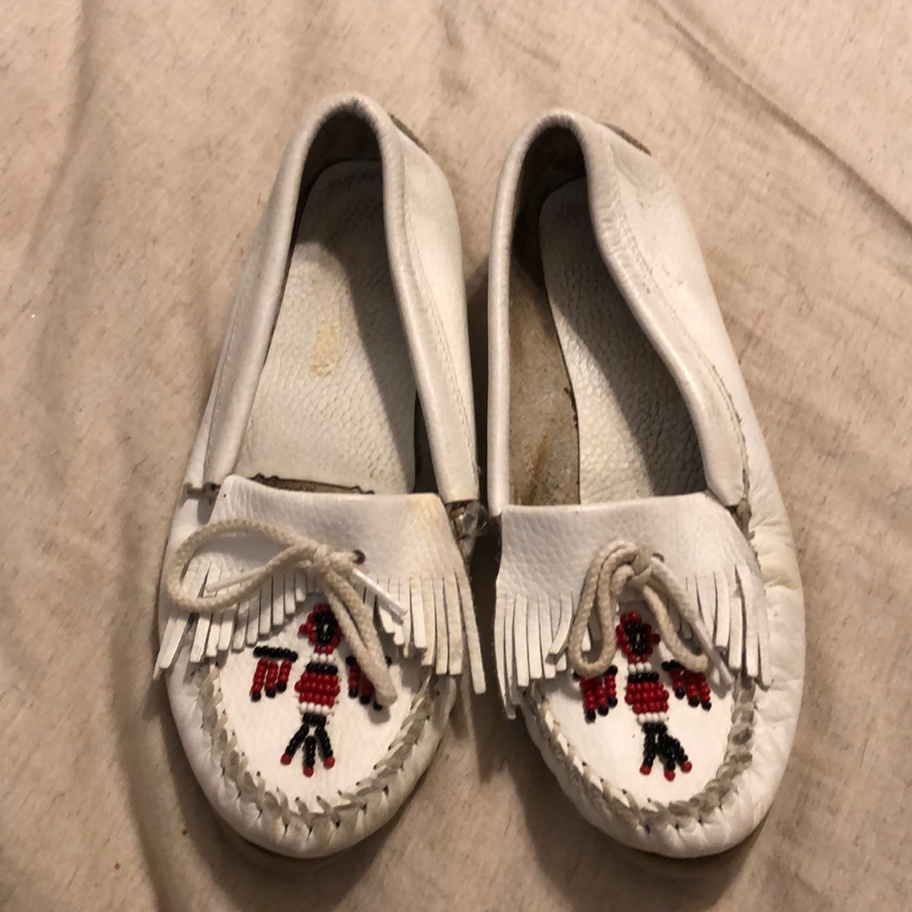 White Minnetonka Moccassin loafers beaded details